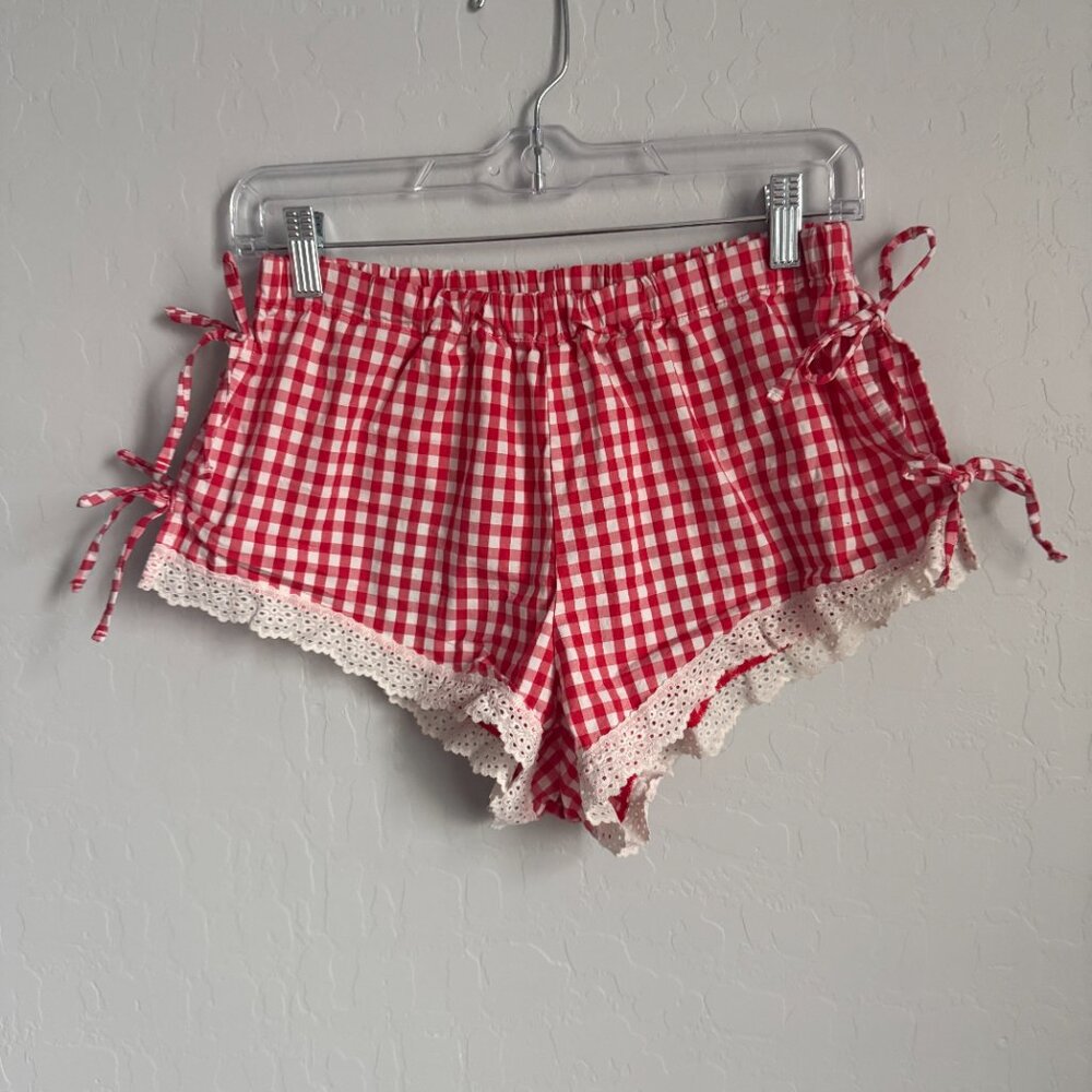 Red and White gingham shorts - Picture 3 of 3